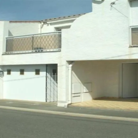 Casa de Férias House Agreable 1
